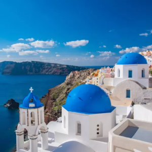 Vue sur la mer depuis Santorin