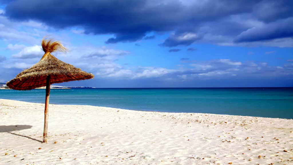 plage de sable à Hammamet en Tunisie