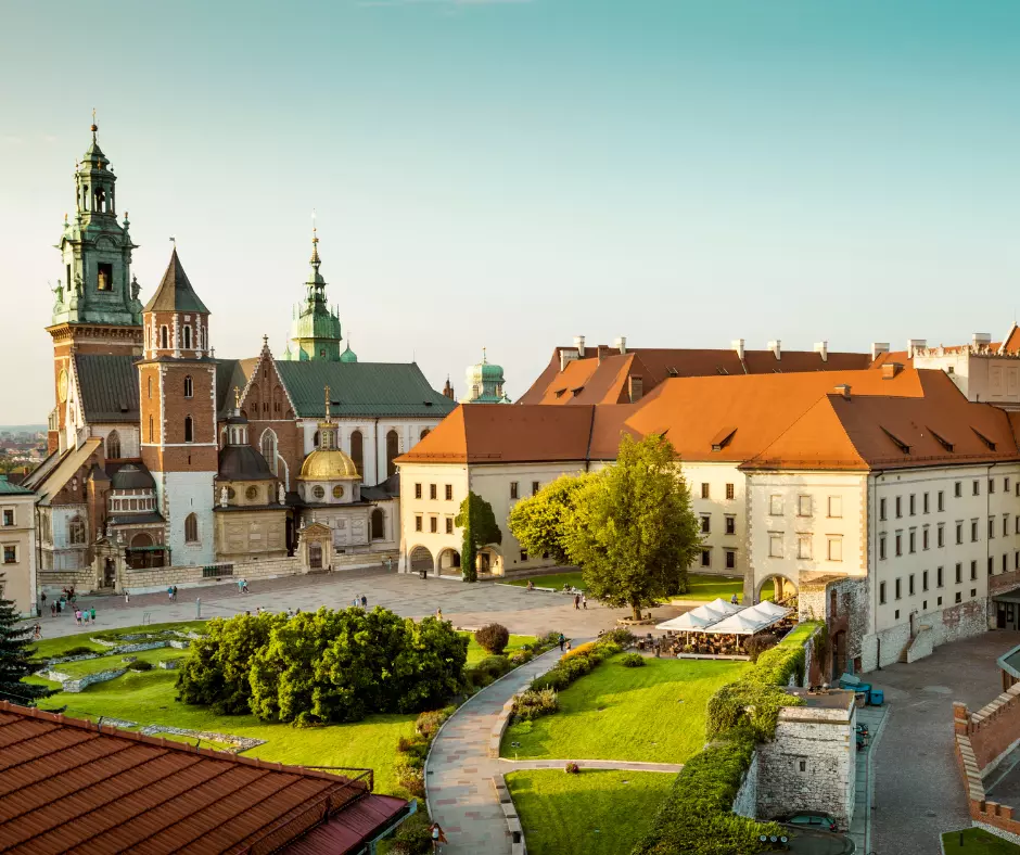 POLOGNE - VOYAGES - MASSOL