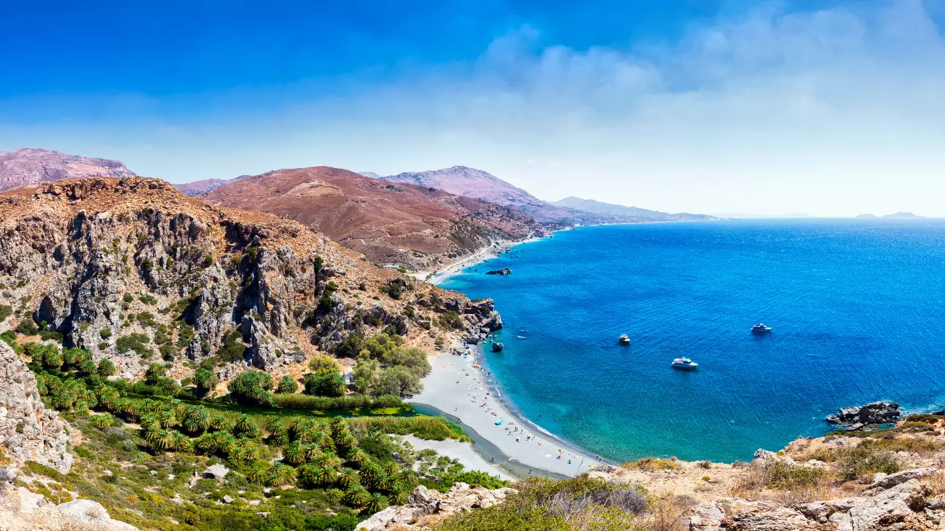 Vue sur la plage et la mer en Crète